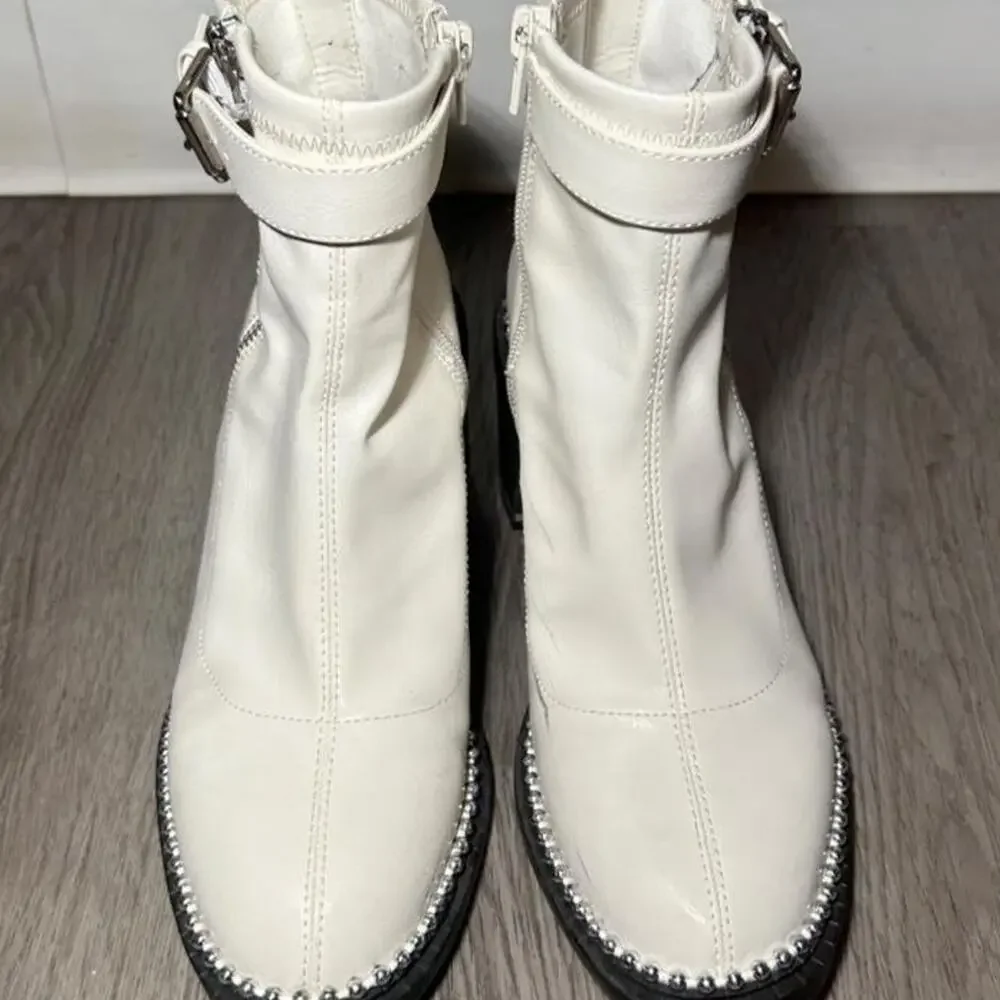Bcbgeneration white faux leather ankle